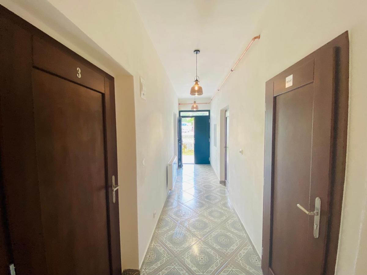 Apartmany V Ulicce ฟริมบูร์ก ภายนอก รูปภาพ